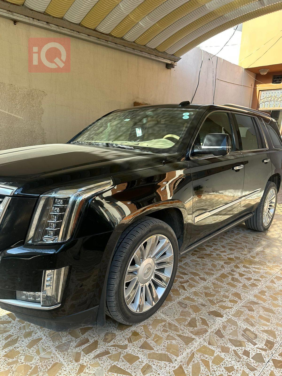 كاديلاك اسكاليد